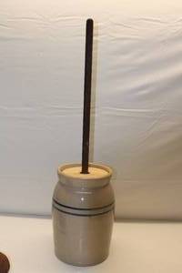 lot 171 image: Crockery Butter Churn