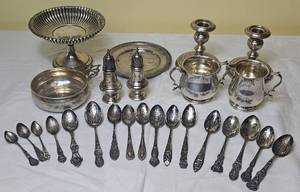 lot 6 image: Sterling Silver Assortment 26 pieces  - non weighted 27.43 troy oz. weighted 37.7 oz