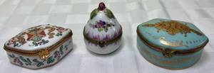 lot 126 image: Limoges Hand Painted Turquoise & Gold Trinket Box, Coat of Arms Trinket Box and Floral Pear Porcelain Box