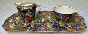 lot 34 image: Royal Winton Grimwades Hazel Chintz Collection - 12 Tray and Creamer plus sugar dish