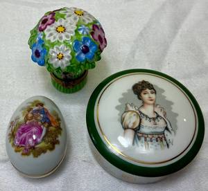 lot 123 image: Vintage Limoges Peint Main Bouquet of Flowers Chamart Trinket Box, Egg Shaped Courting Couple Trinket Box and Goudeville Limoges Trinket Box