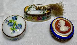 lot 124 image: Vintage Limoges Peint Main Womans cameo Box, Blue Forget me Nots Trinket Box and Flower Trinket Box with Tassel
