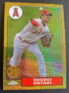 lot 49A image: Shoehei Ohtani Gold Mojo 2022 Topps Chrome #T87C2-50 Baseball Card