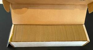lot 81B image: Bulk Box #16 - Large Box 1990 Topps Baseball Cards
