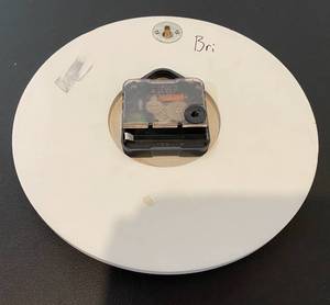 lot 96B image: Minnesota Twins Team Signed Clock