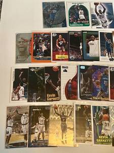 lot 25D image: Kevin Garnett 24 Card Minnesota Timberwolves Basketball Lot