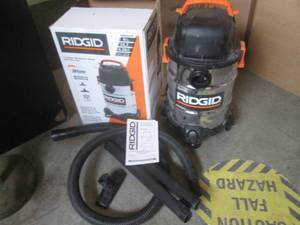 lot 6 image: (CS) Rigid 6 Gallon Stainless Steel WetDry Vac with Accessories Shown - Used But Tested and Works