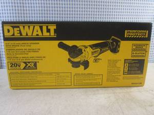 lot 12 image: (CS) Dewalt 20V Max Cordless 4.5 Angle Grinder with Brake Tool Only - Looks Unopened