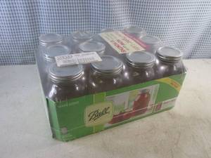 lot 51 image: (CS) Case of 12 Ball Regular Mouth Quart Canning Jars with Lids