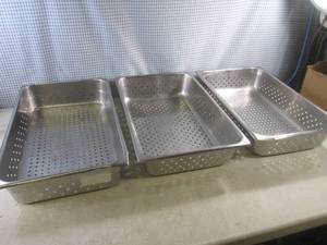lot 61 image: (EW5) 3 Stainless Steel Steam Table Pans 20 34 x 12 34 x 4 Deep