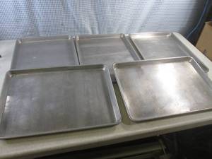 lot 79 image: (CSB) 5 Cookie Sheets 17 34 x 13...