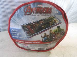 lot 98 image: (CSB) Marvel Avengers Age Of Ultron Youths Camping Sleeping Bag