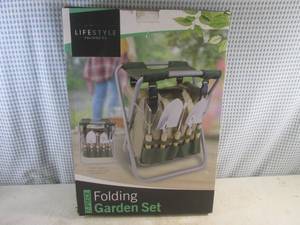 lot 113 image: (EW6) 7-Piece Folding Garden Set