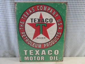 lot 196 image: (G-1) Texaco Motor Oil Tin Sign 16 x 12 12 New In Wrap