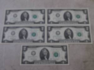 lot 205 image: (CNTR) 5 Uncirculated Consecutive Serial Number $2.00 Bills