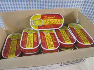 lot 218 image: (B-1) 25 Cans Flat Fillets of Anchovies - Past Date