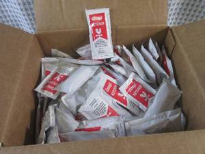 lot 222 image: (BR3) 200 Pouches of Ketchup Best by July 2024
