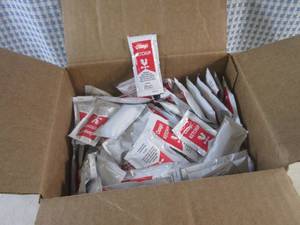lot 225 image: (BR3) 200 Pouches of Ketchup Best by July 2024