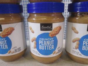 lot 283 image: (B-2) 6 Jars of Crunchy Peanut Butter 28oz Best by March 2024