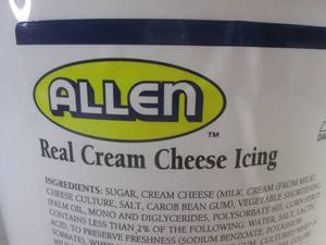 lot 285 image: (B-1) 18 Pound Bucket Real Cream Cheese Cake Icing Best by Feb 2024