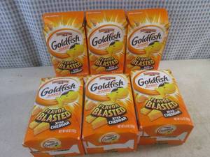 lot 342 image: (B-3) 6 Bags Goldfish Baked Snack Crackers 6.6oz Best by March 2024