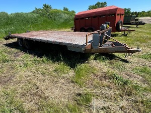 1992  -23 Steel Utility trailer Deck over with Ramps