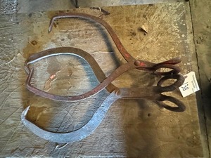 2 - Antique Ice Toungs