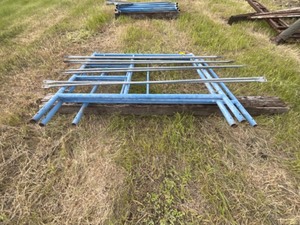 4 - Pieces Scaffolding with X bracing