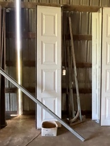 White 9x8 Insulated Over Head Door