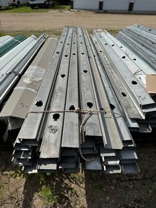 82 - Steel Studs 14 x 2