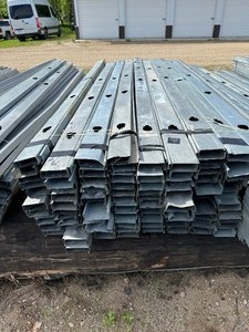 220 - Steel Studs