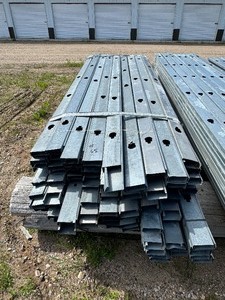 100 Steel Studs