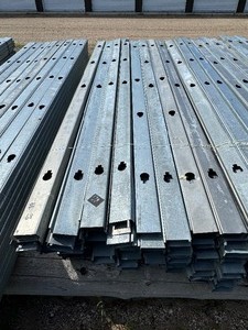 176 - Steel Studs