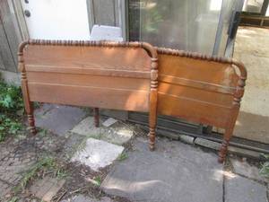 (GRN) Vintage Wood Bed Headand Foot...