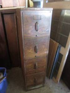 (GRG) Vintage Globe Metal with Wood...