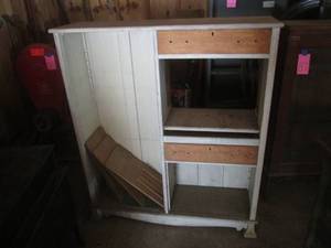 (GRG) Vintage Wood Cabinet with She...