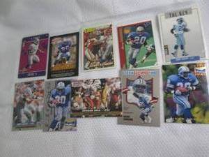 Assorted Barry Sanders Cards...