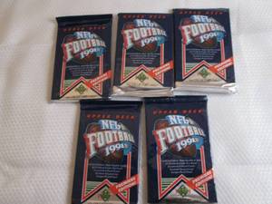 5 1991 Upper Deck Football Packs...