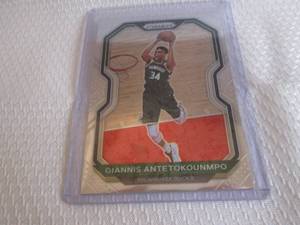 2020-21 Prizm Giannis Antetokounmpo...