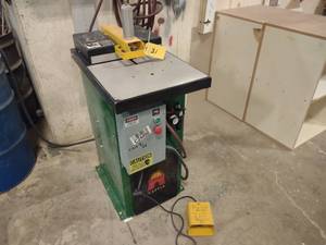 lot 31 image: Castle Pocket Drill, 220 Volt, 3 Ph...