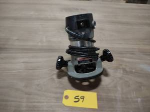 lot 59 image: Porter Cable 6902 Router...