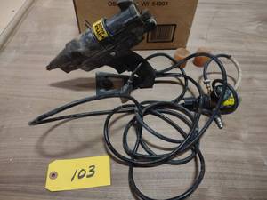 lot 103 image: Dexter Hysol 4000 Glue Gun & Glue P...