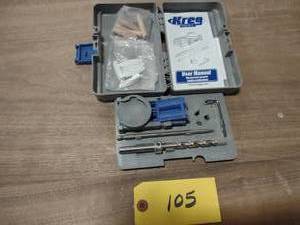 lot 105 image: Kreg Jr. Jig...