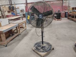 lot 157 image: Lasko 30 Oscillating Pedestal Fan...