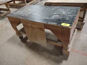 lot 189 image: Shop Cart, 61x32...