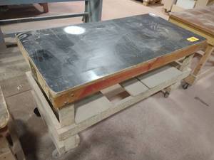 lot 198 image: Shop Cart, 59x29...