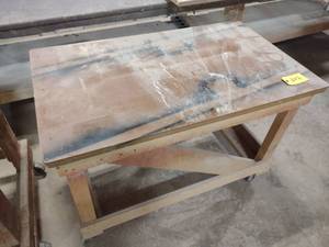lot 202 image: Shop Cart, 48x28...