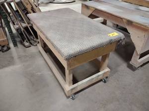 lot 219 image: Shop Cart, 55x31...