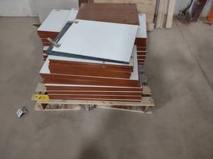 lot 271 image: Various Sizes Wild Cherry P-Lam Doo...