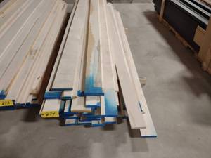 lot 274 image: Assorted 1 Maple Lumber...